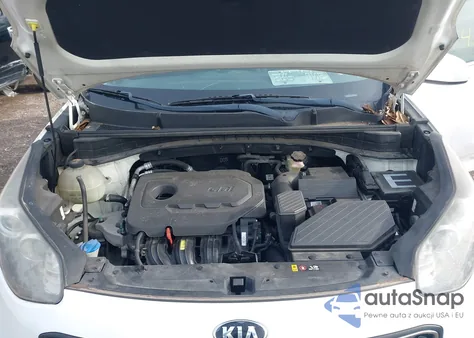 2018 Kia Sportage Lx z USA, uszkodzony, nr VIN KNDPM3AC8J7303520